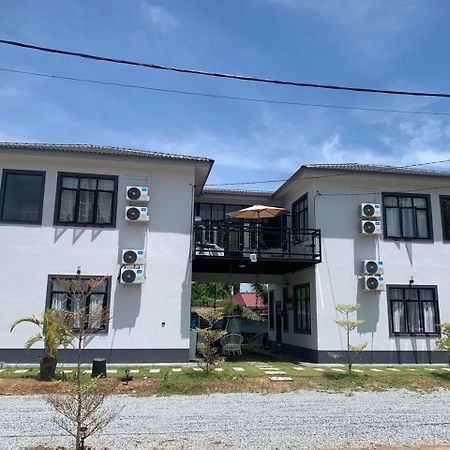 Homestay White Tokma Pantai Puteri ملقا المظهر الخارجي الصورة